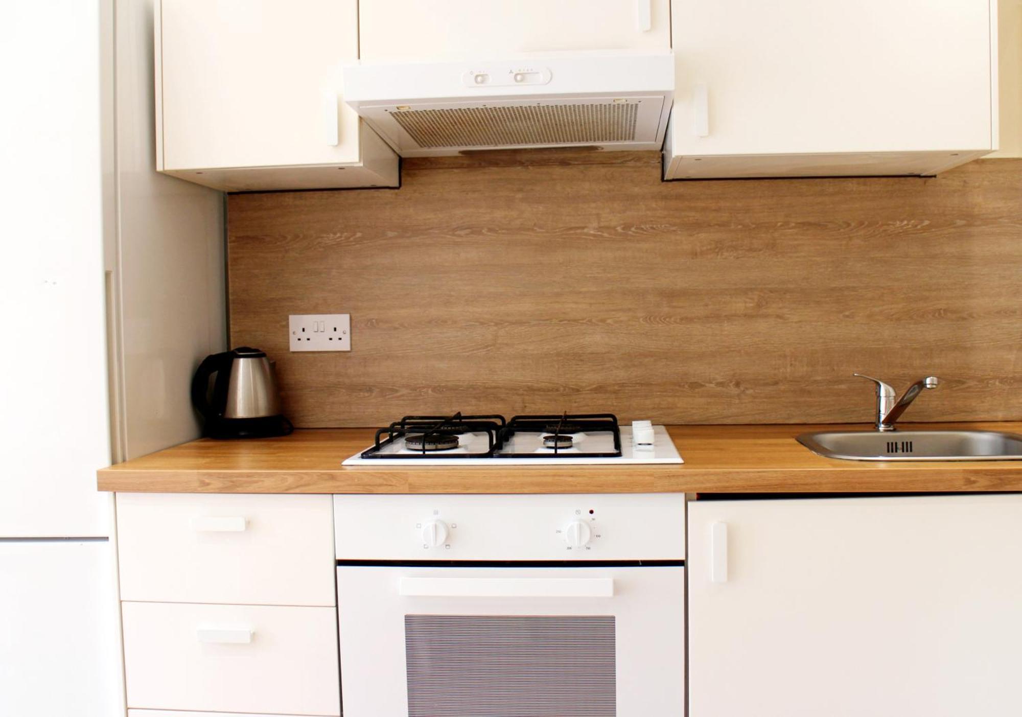 Hendon Park Terrace Apartment London