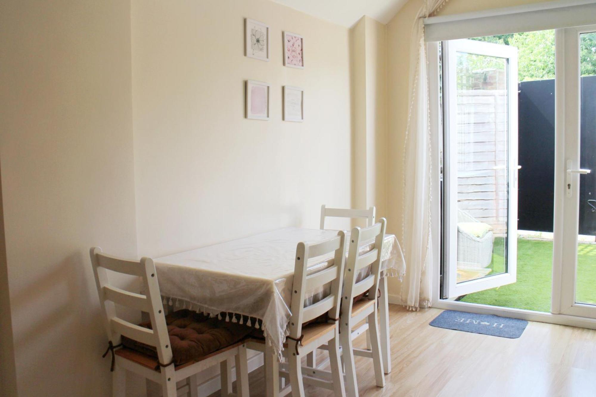Apartment Hendon Park Terrace London